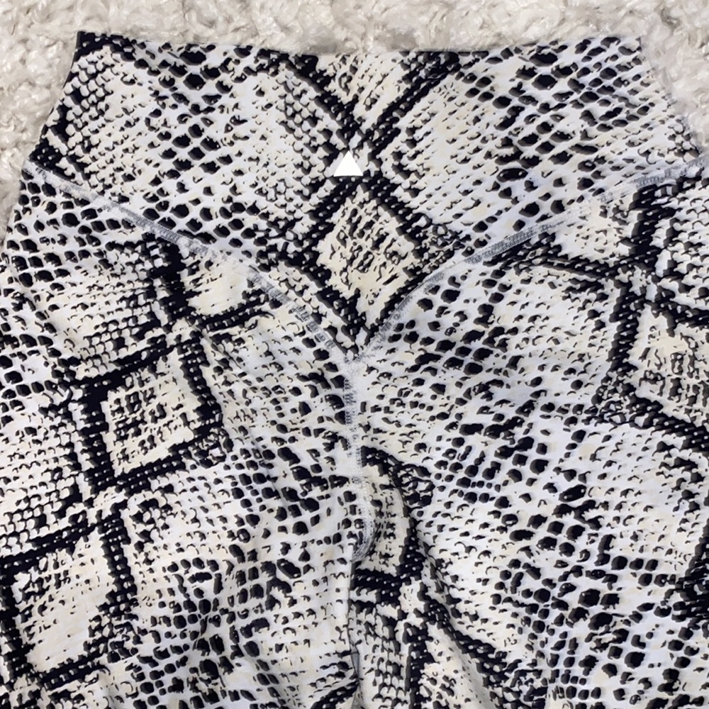 The Ascend Pant-Python - image 3